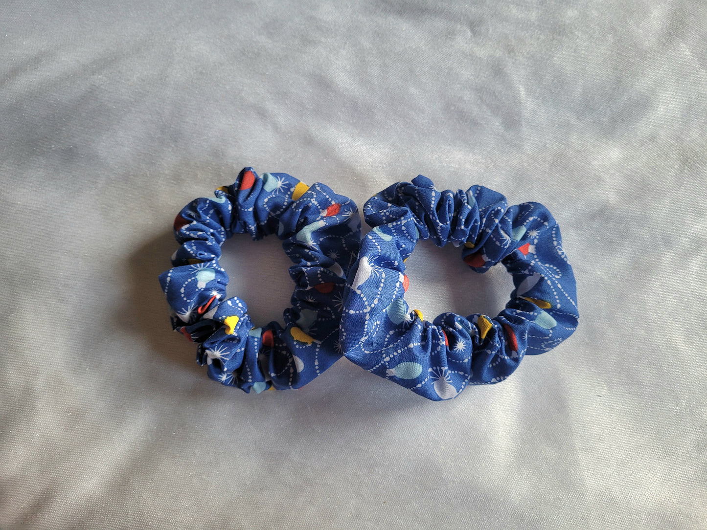 Christmas Tree Lights Scrunchie