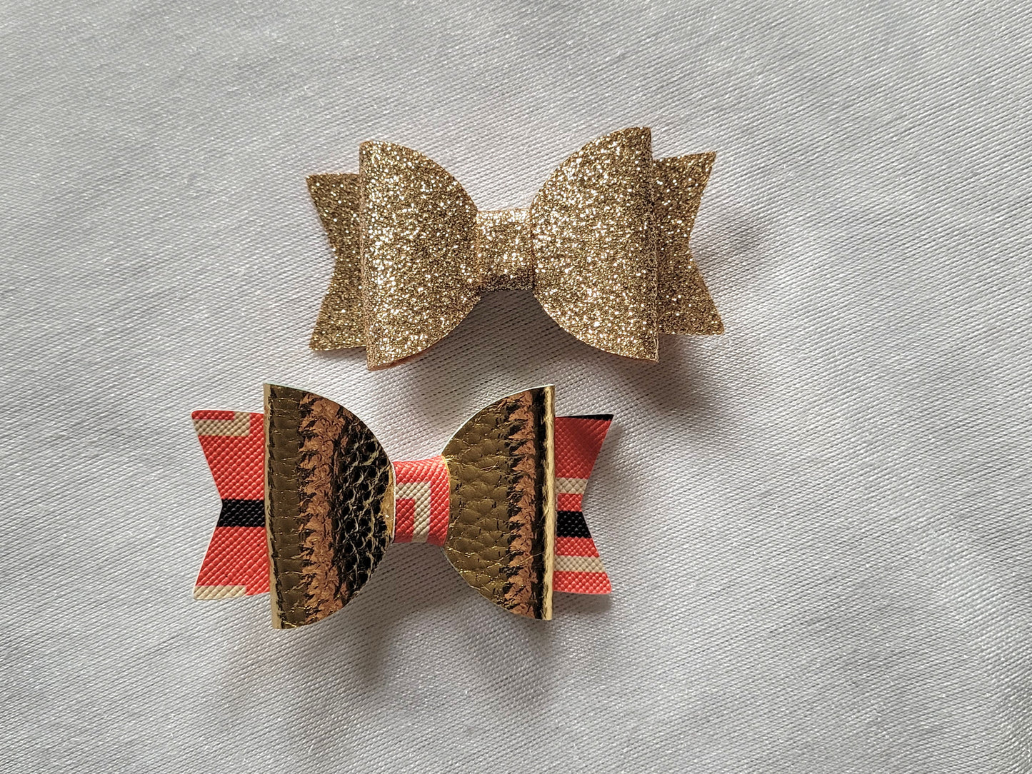 Santa Belt Hair Bow